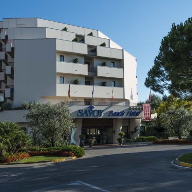 savoy-beach-hotel_exterior-02